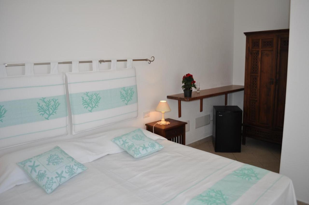 La Striscia Larga Bed & Breakfast San Pasquale Eksteriør bilde